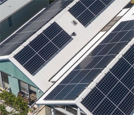 Hệ thống năng lượng mặt trời gắn trên kệ 10-20 kWh Phạm vi công suất đầu ra 10KW 20KW 30KW Hoàn thành
